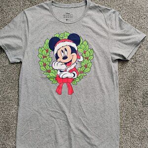 Cute Mickey Mouse Grey Christmas T-shirt Medium, NWOT